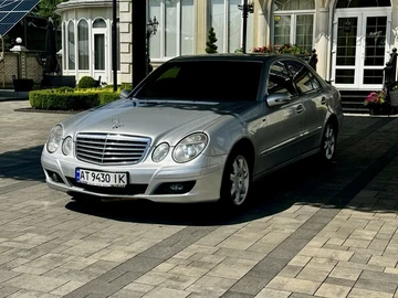 Авто Mercedes 220 2003 № 8817407