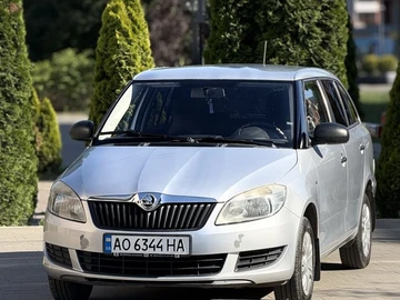 Авто Skoda Fabia 2011 № 8817415