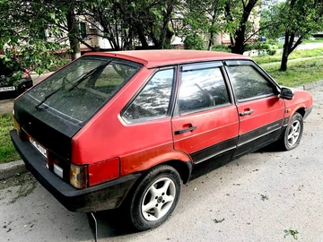 Авто ВАЗ 2109 1992 № 8817494
