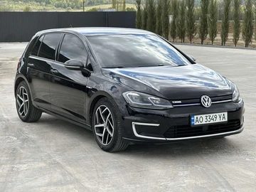 Авто Volkswagen Golf 2018 № 8817624