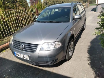 Авто Volkswagen Passat Variant 2001 № 8817712