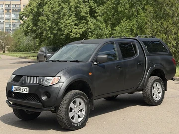 Авто Mitsubishi L 200 2009 № 8817765