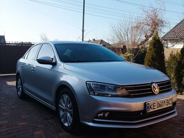 Авто Volkswagen Jetta 2016 № 8817888