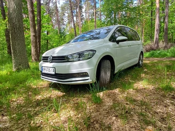 Авто Volkswagen Touran 2017 № 8818088