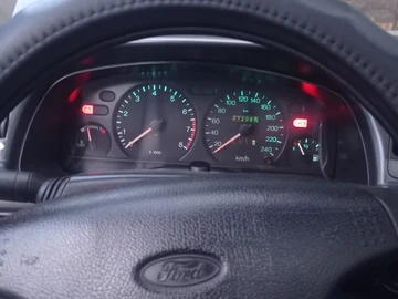 Авто Ford Mondeo 1995 № 8818268