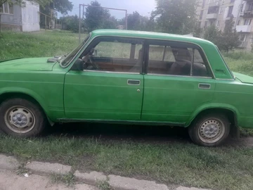 Авто ВАЗ 2105 1981 № 8818331