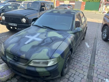 Авто Opel Vectra 1999 № 8818347