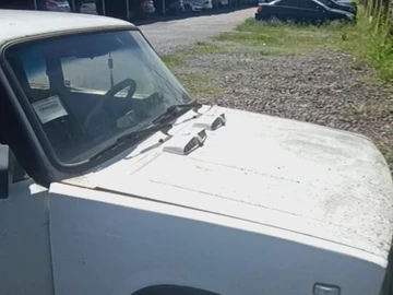 Авто ВАЗ 2105 1995 № 8818379