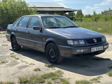 Авто Volkswagen Passat Sedan 1994 № 8818479