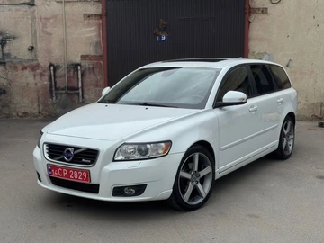 Авто Volvo V50 2011 № 8818705
