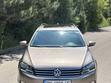 Авто Volkswagen Passat Variant 2012 № 8818712