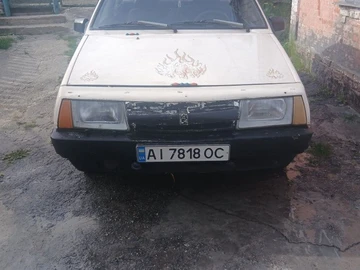Авто ВАЗ 2109 1992 № 8818736