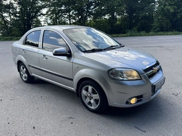 Авто Chevrolet Aveo 2007 № 8818739