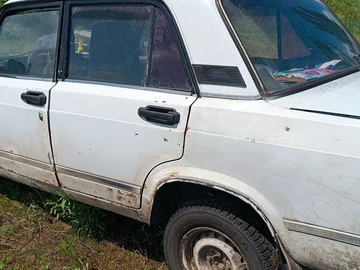 Авто ВАЗ 2107 1982 № 8818750
