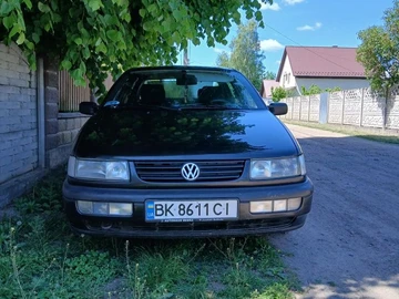 Авто Volkswagen Passat Sedan 1986 № 8818882