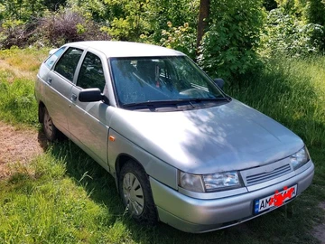 Авто ВАЗ 2112 2002 № 8818899
