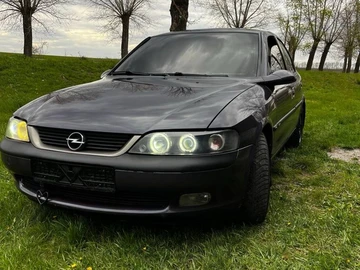 Авто Opel Vectra 1997 № 8818919