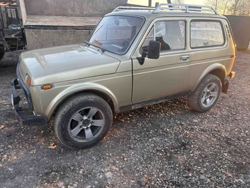 Авто ВАЗ 2121 1990 № 8819130