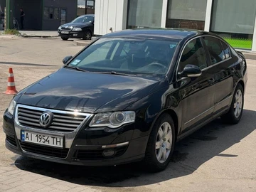 Авто Volkswagen Passat Sedan 2005 № 8819138