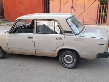Авто ВАЗ 2105 1990 № 8819148