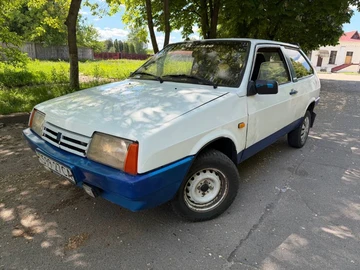 Авто ВАЗ 21083 1989 № 8819261