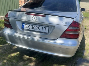 Авто Mercedes Mb 2003 № 8819271