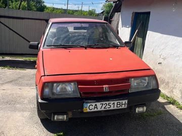 Авто ВАЗ 2109 1993 № 8819348