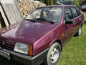Авто ВАЗ 21099 1997 № 8819370