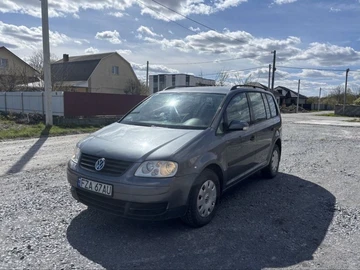 Авто Volkswagen Touran 2005 № 8819483