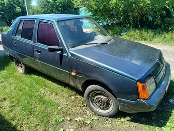 Авто ЗАЗ Таврия 2004 № 8819587