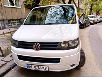 Авто Volkswagen Transporter 2009 № 8819625