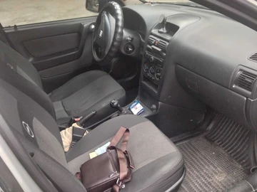 Авто Opel Astra 2006 № 8819663
