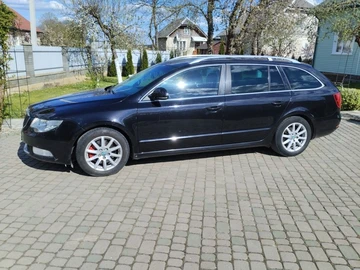 Авто Skoda Superb 2012 № 8819747