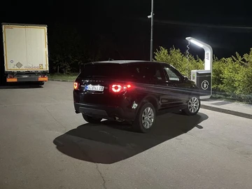 Авто Land Rover 109 2019 № 8819827