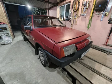 Авто ВАЗ 2109 1988 № 8819848
