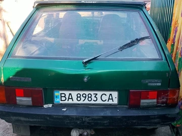 Авто ВАЗ 2109 2000 № 8819929