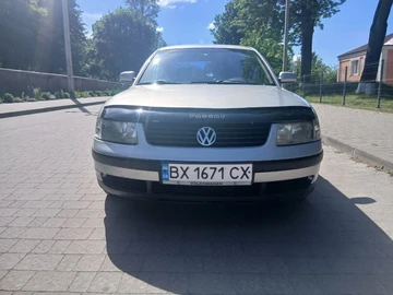 Авто Volkswagen Passat Sedan 1998 № 8819976
