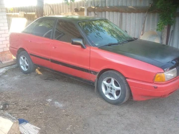 Авто Audi 80 1988 № 8820005