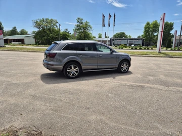 Авто Audi Q7 2010 № 8820075