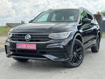 Авто Volkswagen Tiguan 2021 № 8820137