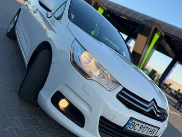 Авто Citroen C4 2012 № 8820315