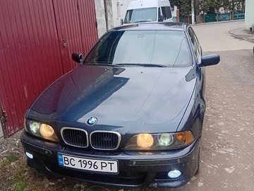 Авто BMW 5 Серия 2002 № 8820403