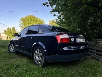 Авто Audi A4 2001 № 8820419
