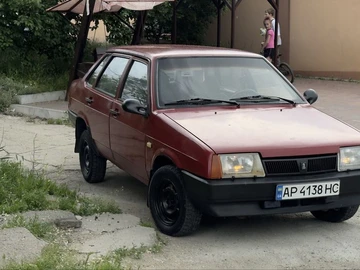Авто ВАЗ 21099 1997 № 8820433