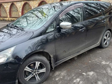Авто Mitsubishi Grandis 2006 № 8820555