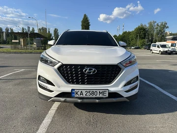 Авто Hyundai Tucson 2017 № 8820565