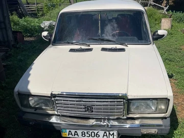 Авто ВАЗ 2107 1992 № 8820597