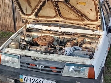 Авто ВАЗ 21099 1998 № 8820602
