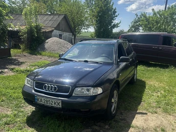 Авто Audi A4 2000 № 8820604