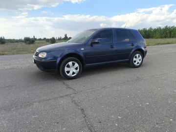 Авто Volkswagen Golf 2003 № 8820652